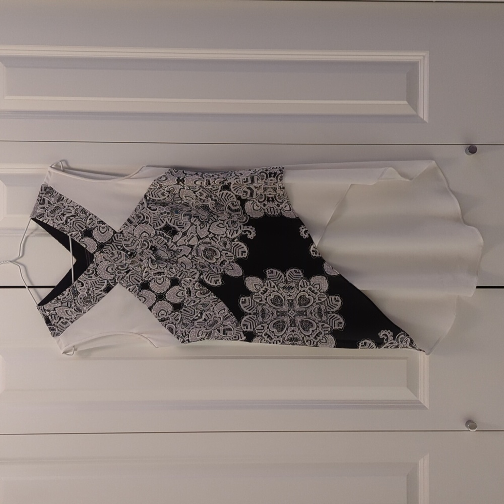 BCBG MAXAZRIA 'Veronika' high low sleeveless floral top, Size XS